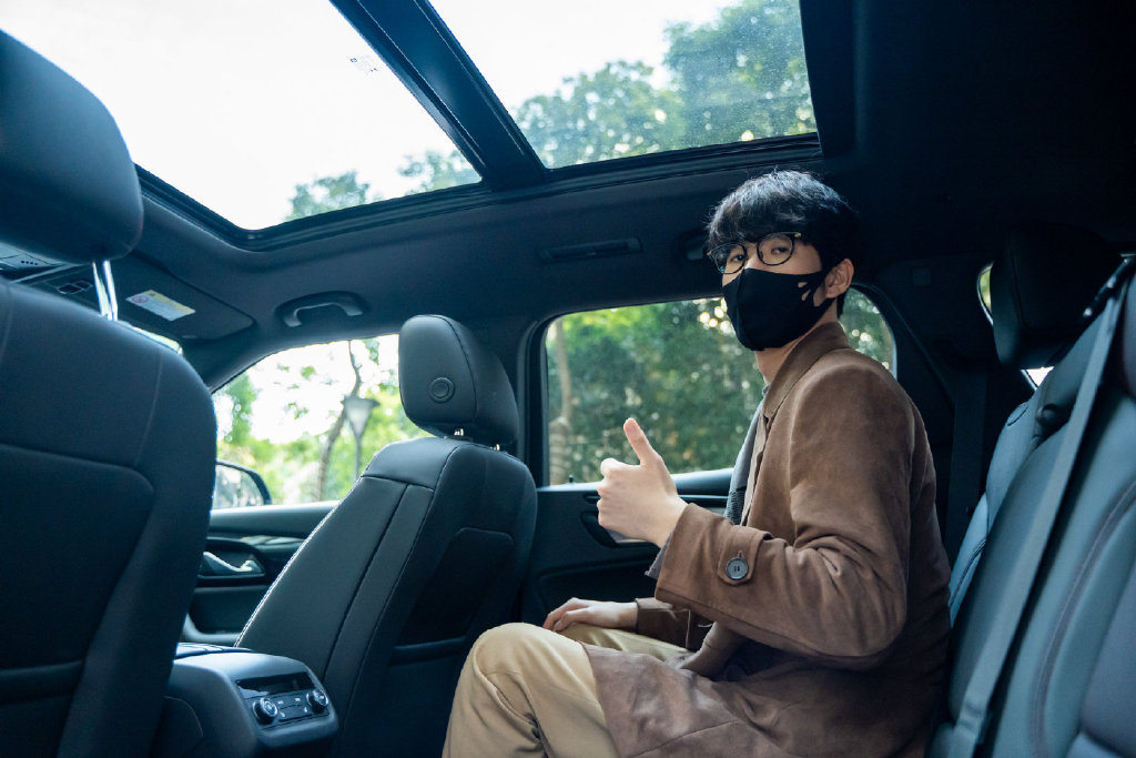 寰锋澂we瀵筳dg,姣忔棩鎾告姤