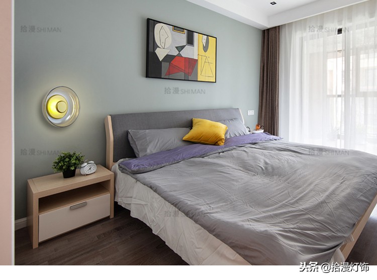 壁灯金属质感,极简质感壁灯高级氛围感