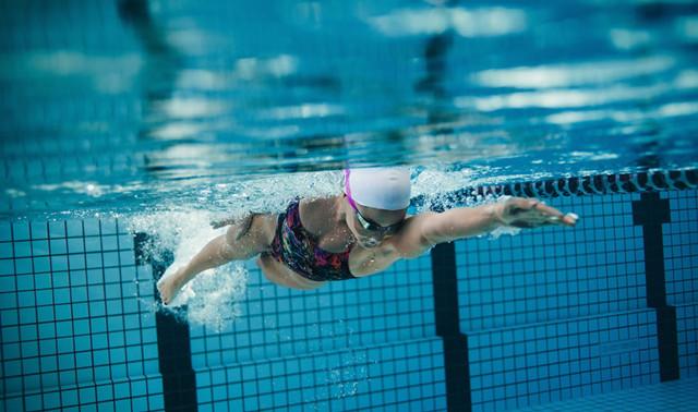 泳池的水温最适宜是多少度,泳池的温度高点好吗