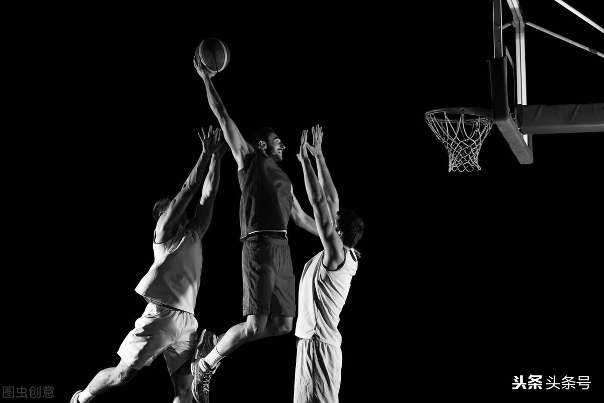 教学篮球基本动作,篮球动作过人技巧