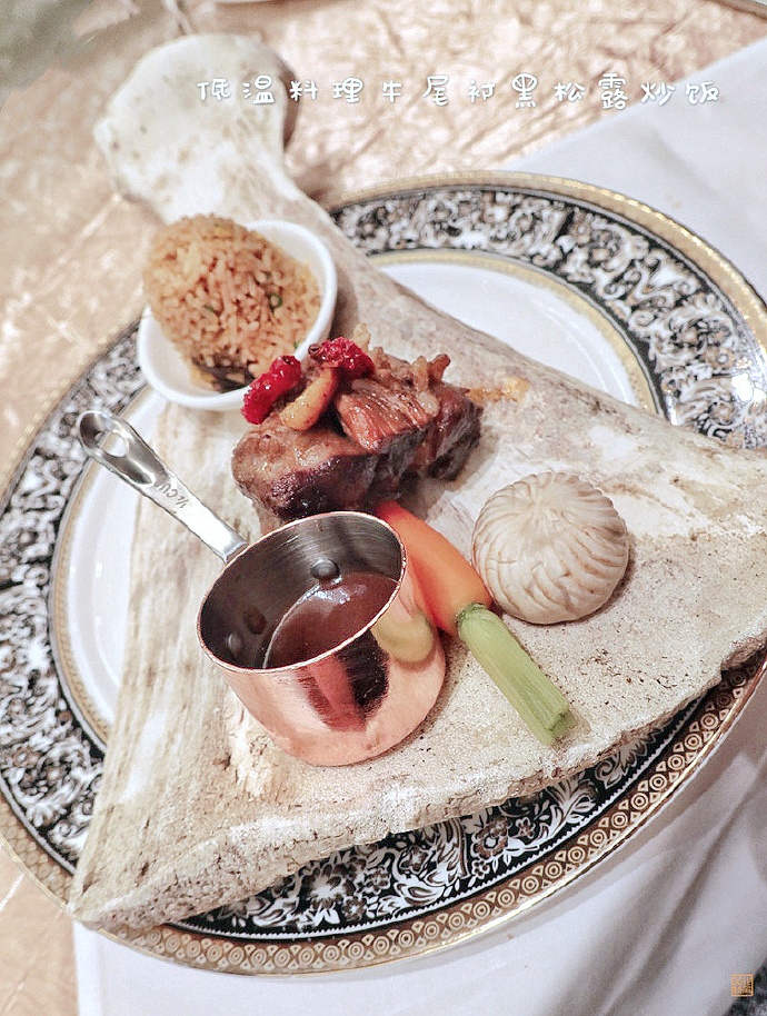 不能飞去巴黎伦敦，不如到大连喂鸽子，赏海景吃海鲜