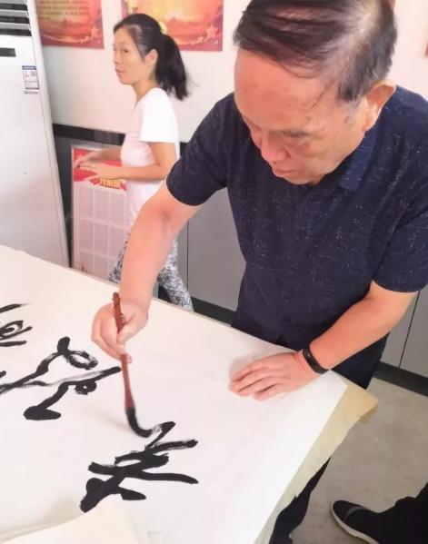 书画装裱，字画定制，尽在翰墨轩工作室