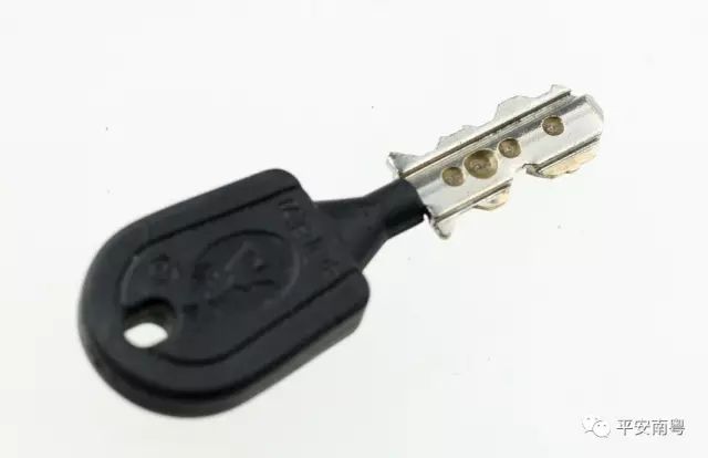 你家的门锁安全吗光明网,你家的防盗门真的防盗吗