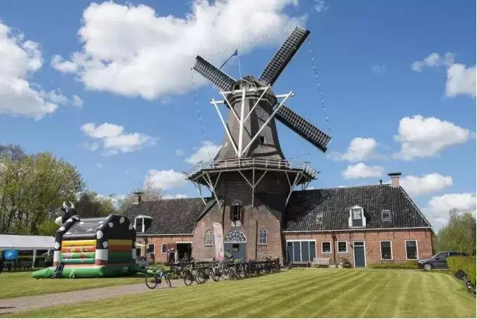 鍏ㄥ浗鍚勫湴椋庤溅,鑽峰叞纾ㄥ潑