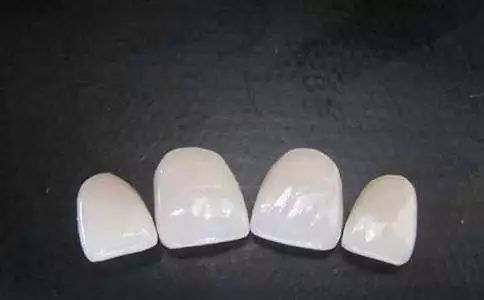 helen鍏ㄧ摲璐撮潰鏁堟灉,helen鐗欓娇