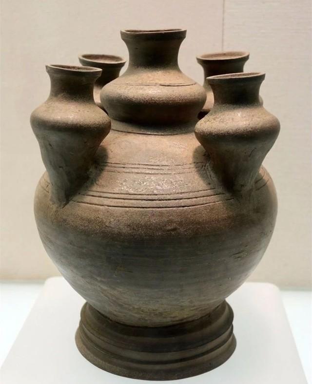 不同形状陶瓷有什么区别,不同形状的瓶子