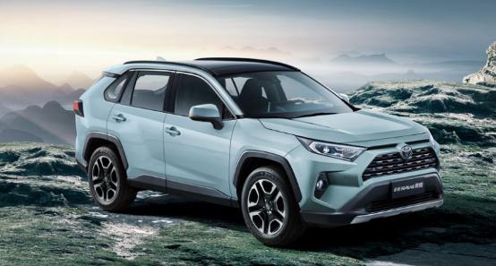 丰田荣放rav4跟本田crv哪个省油,新车荣放rav42.0真实油耗