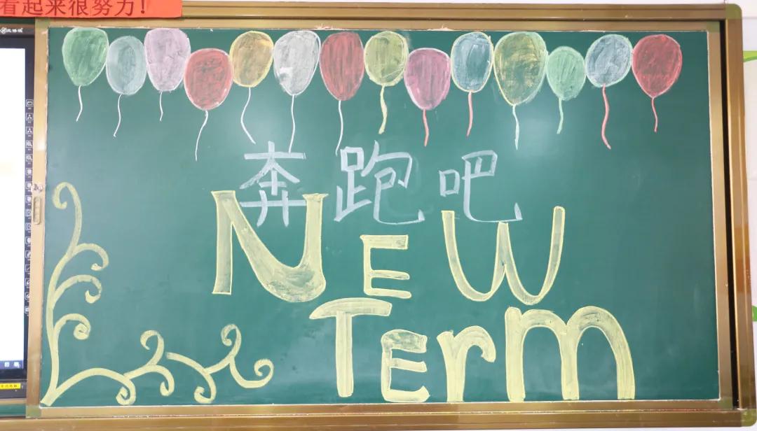 画画的baby幼儿园作品,画画的baby绘画作品