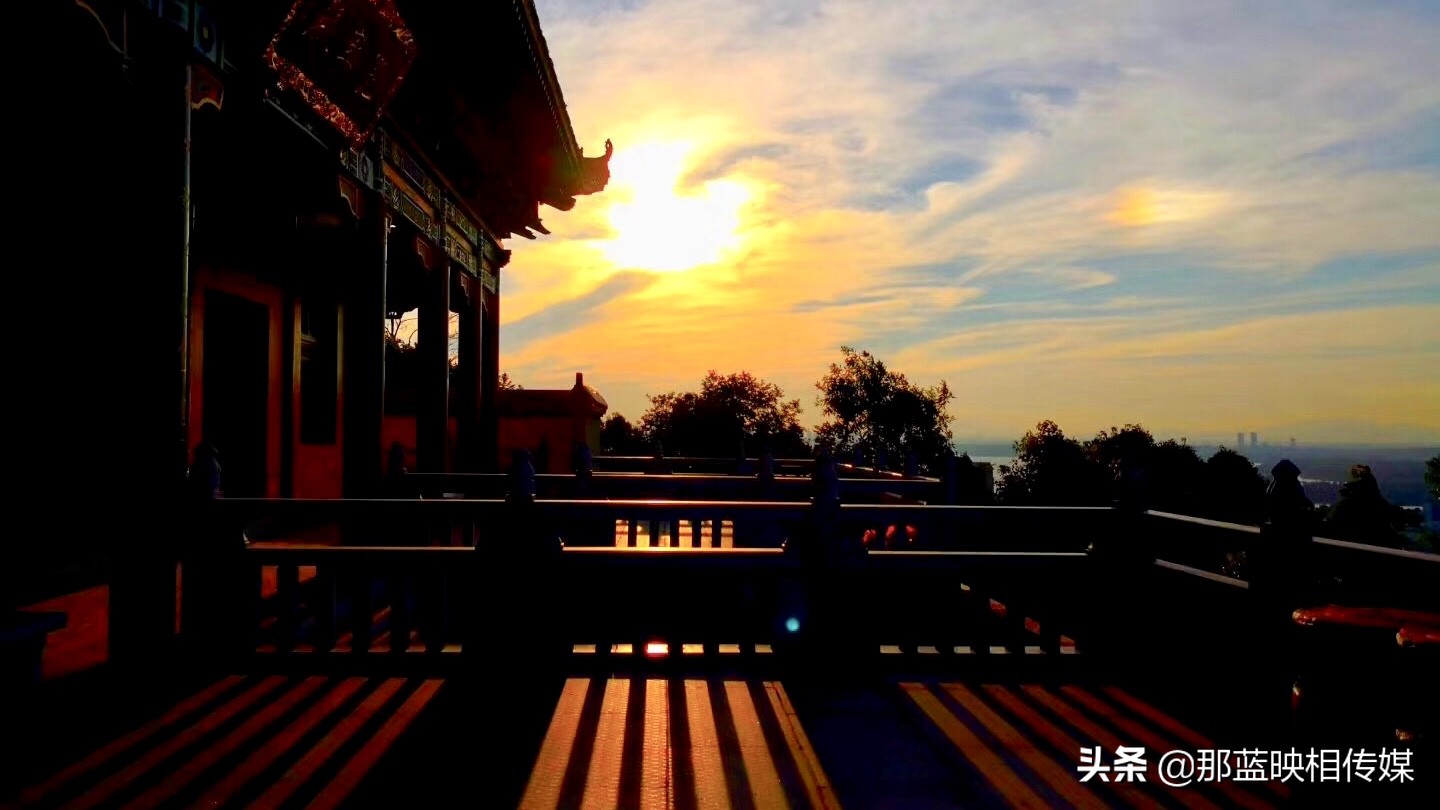 圣安寺看洞庭湖,洞庭湖圣安寺