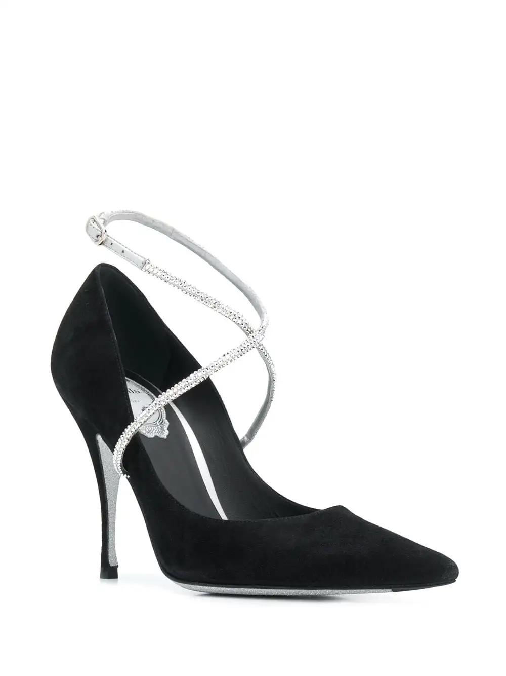 高跟鞋奢侈品牌排行榜前十名,全球十大顶级高跟鞋