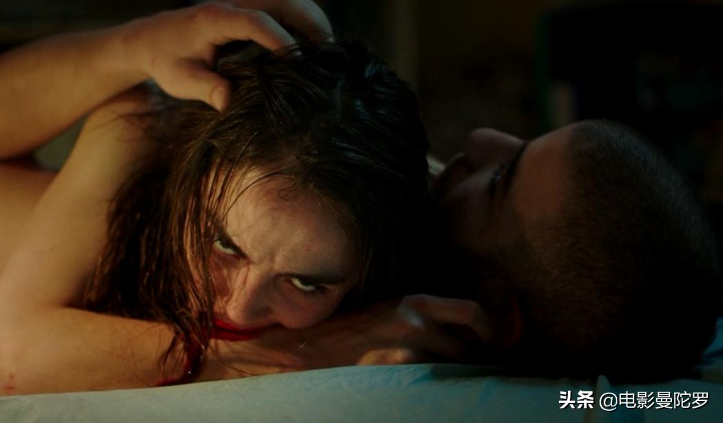 小伙谈了个漂亮女友,却不知她全家都是食人族,一部猎奇类文艺片