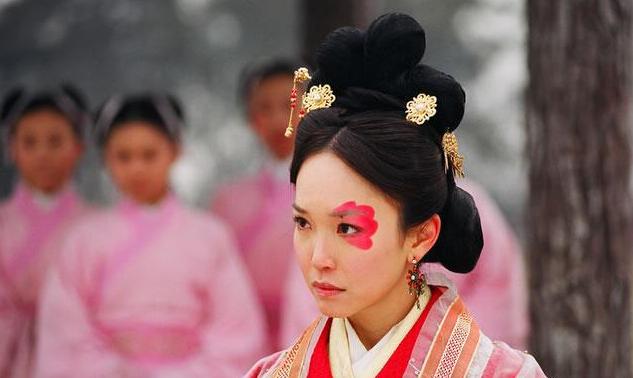 遇到这三种人一定要远离面善心黑,你身边有这三种面善心黑的人吗