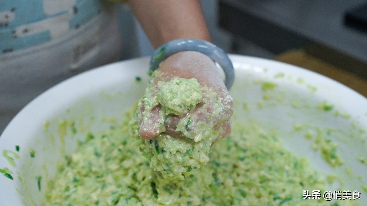 萝卜丸子怎么做才会外酥里嫩,萝卜丸子怎样做才好吃视频