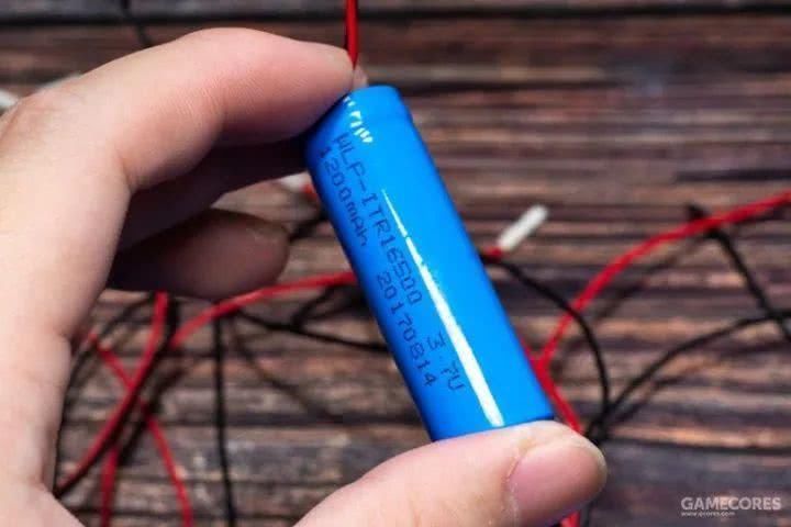 一百多买个电脑,一百多买个二手笔记本