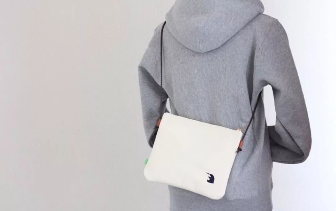 日本买三宅一生包能带回国吗,日本本土三宅一生包便宜吗