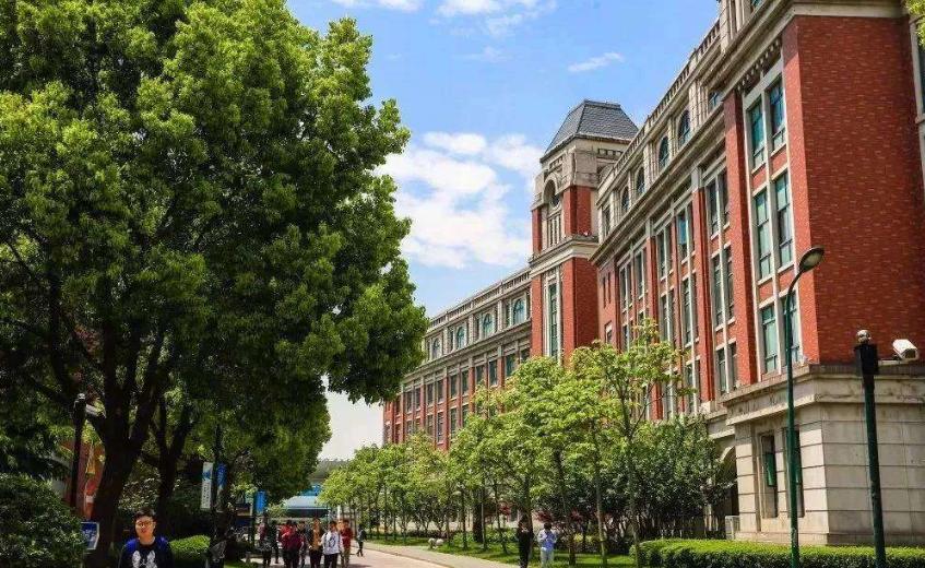 上海这所大学的实力藏不住了,上海最有潜力的二本大学
