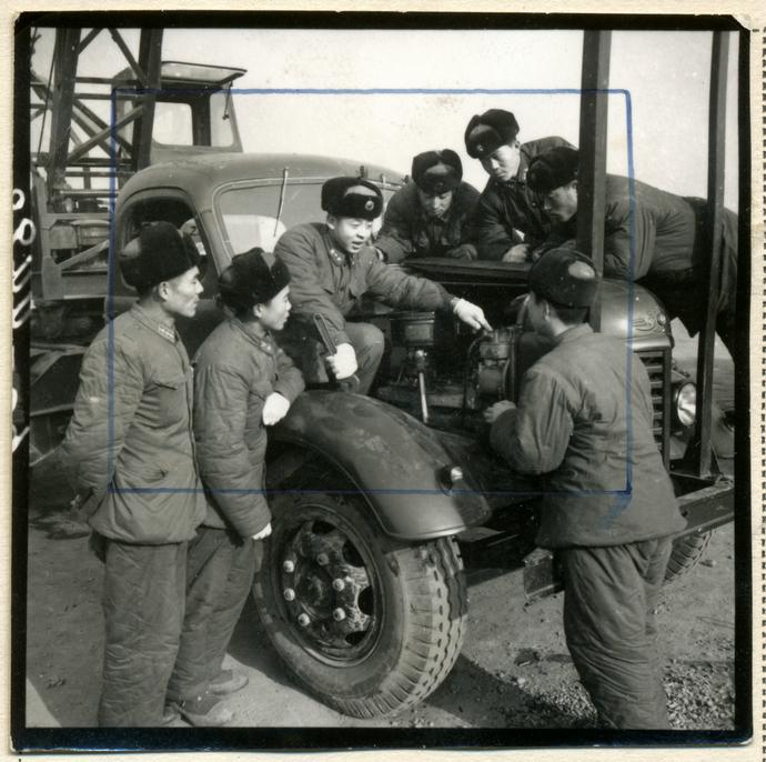 建国初期汽车部队,建国初期工人阶级地位