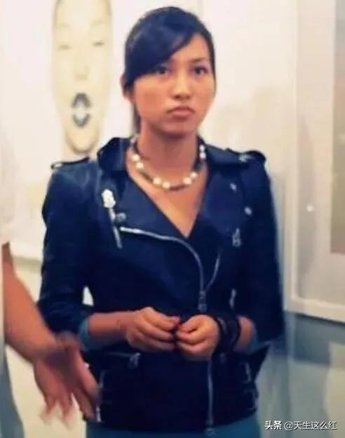 *化丑**中国人的西式审美流行一百多年了，是时候结束了