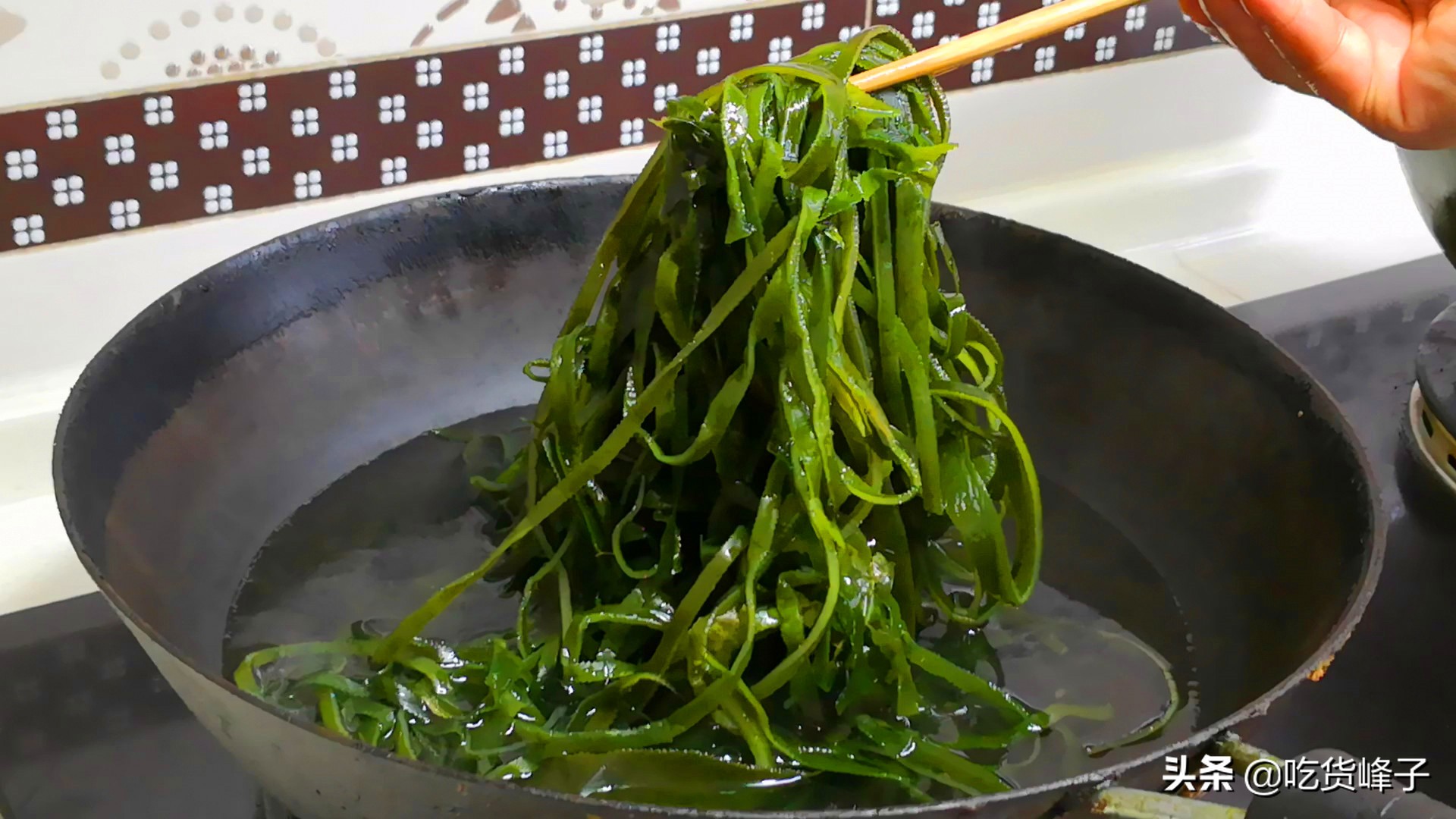 为什么海带泡起来黏糊糊,为什么海带泡开后容易软烂