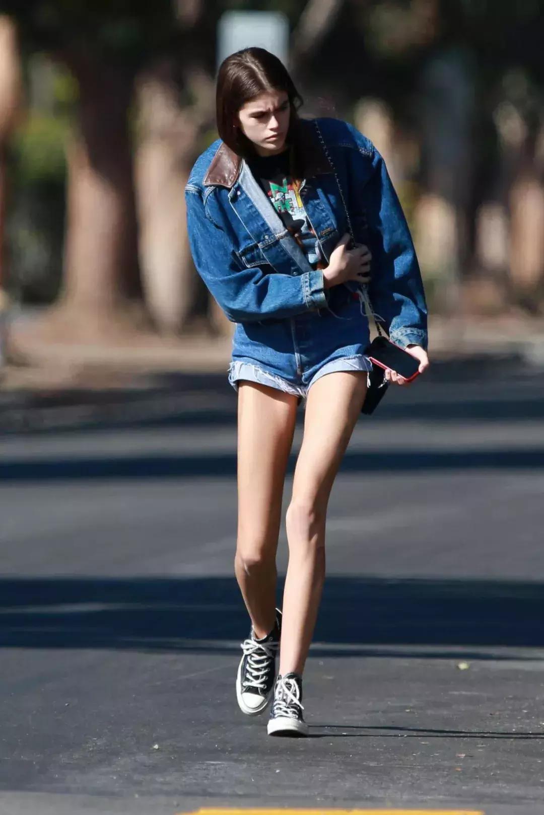 你排队摇号才能买到的匡威，娜比、泫雅和超模Gaia有50多双！