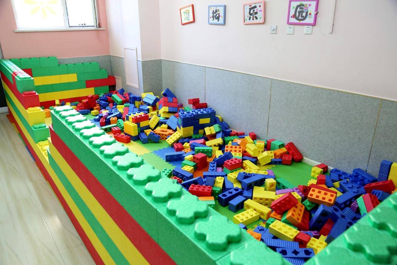 远离炎热，美的智弧守护一夏