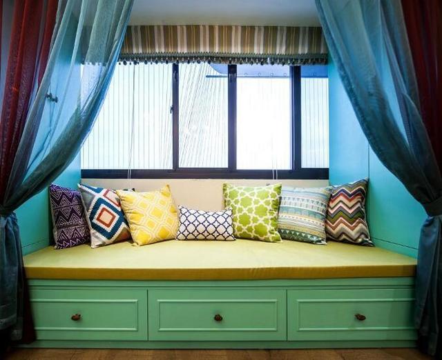 飘窗太大浪费空间怎么设计,飘窗空着可以放什么