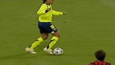 足球罗纳尔迪尼奥,罗纳尔迪尼奥球场精灵