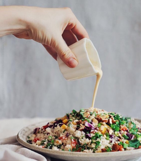 西餐厅拌沙拉的酱汁,沙拉酱汁的最佳配方