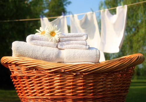 衣服的顽固污渍去除的最佳方法,顽固衣服污渍去除的最佳方法