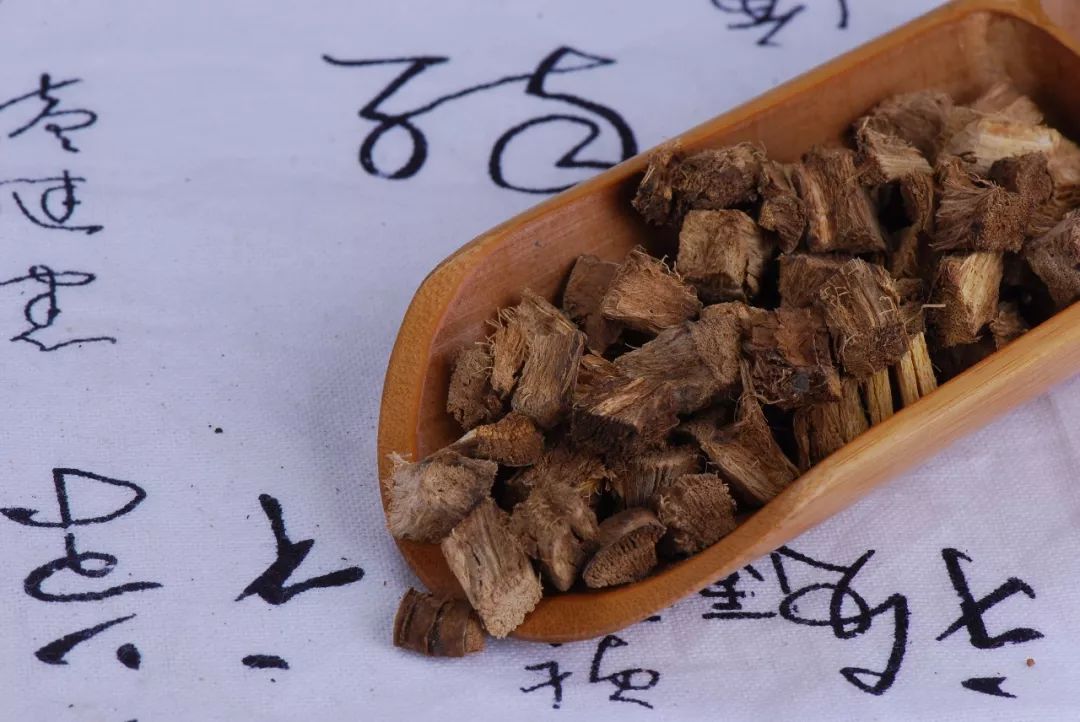 腰痛特效药是真的吗,为什么腰痛以治肾为主