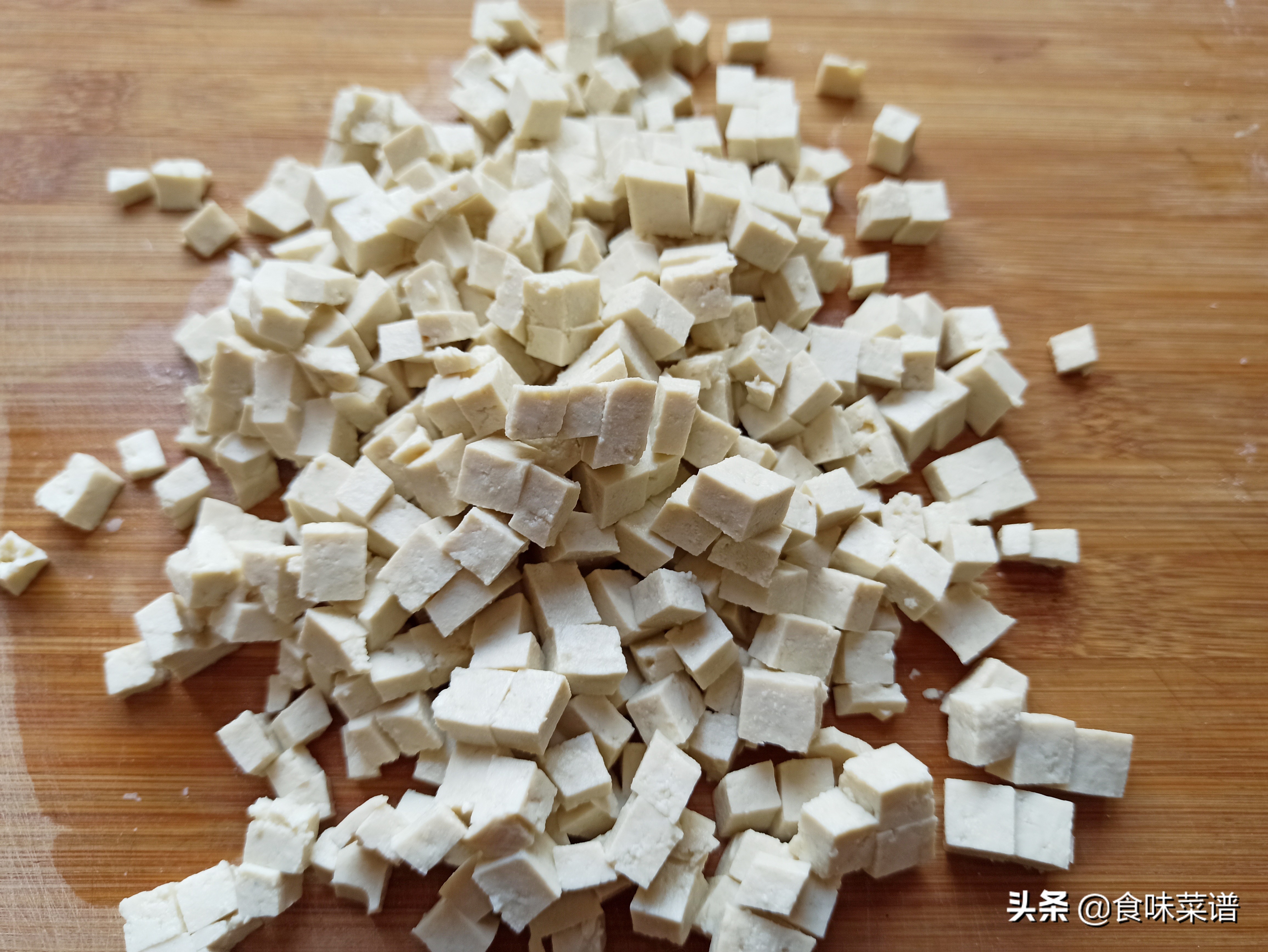 馅饼怎么做又薄又软又劲道,馅饼怎样做才松软好吃视频教程