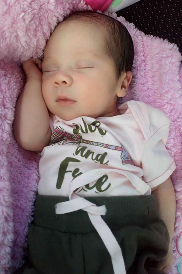 b超发现胎儿脐带绕颈一周怎么办,b超发现胎儿有问题可以补救吗