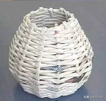 diy手工编织小花篮教程,纸杯和毛线编织的花篮详细教程