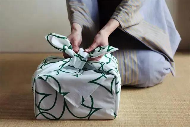 日本|它是一块布但不仅仅是块布