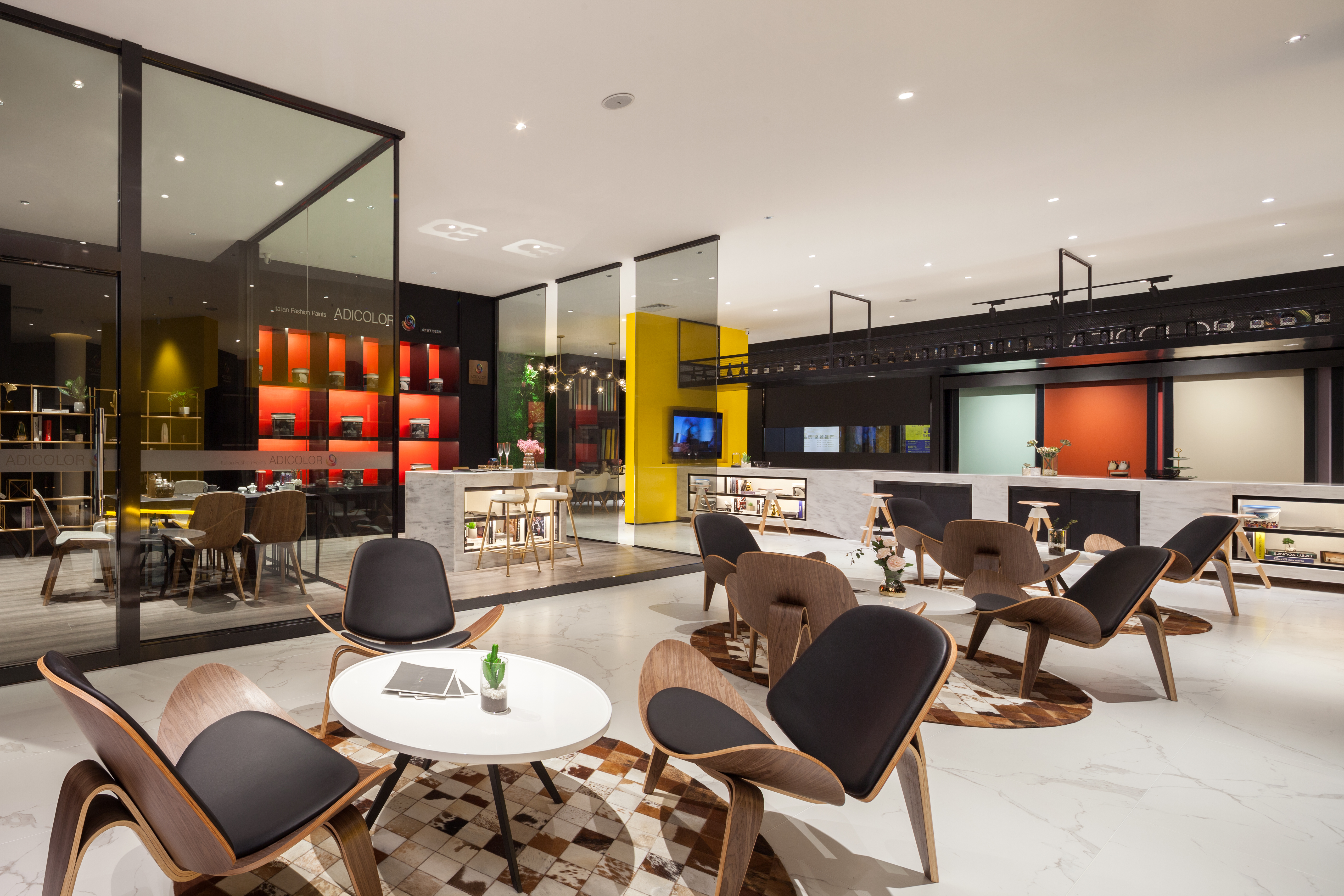 由伟壮设计高端研发中心,涂料店设计大师排名前十