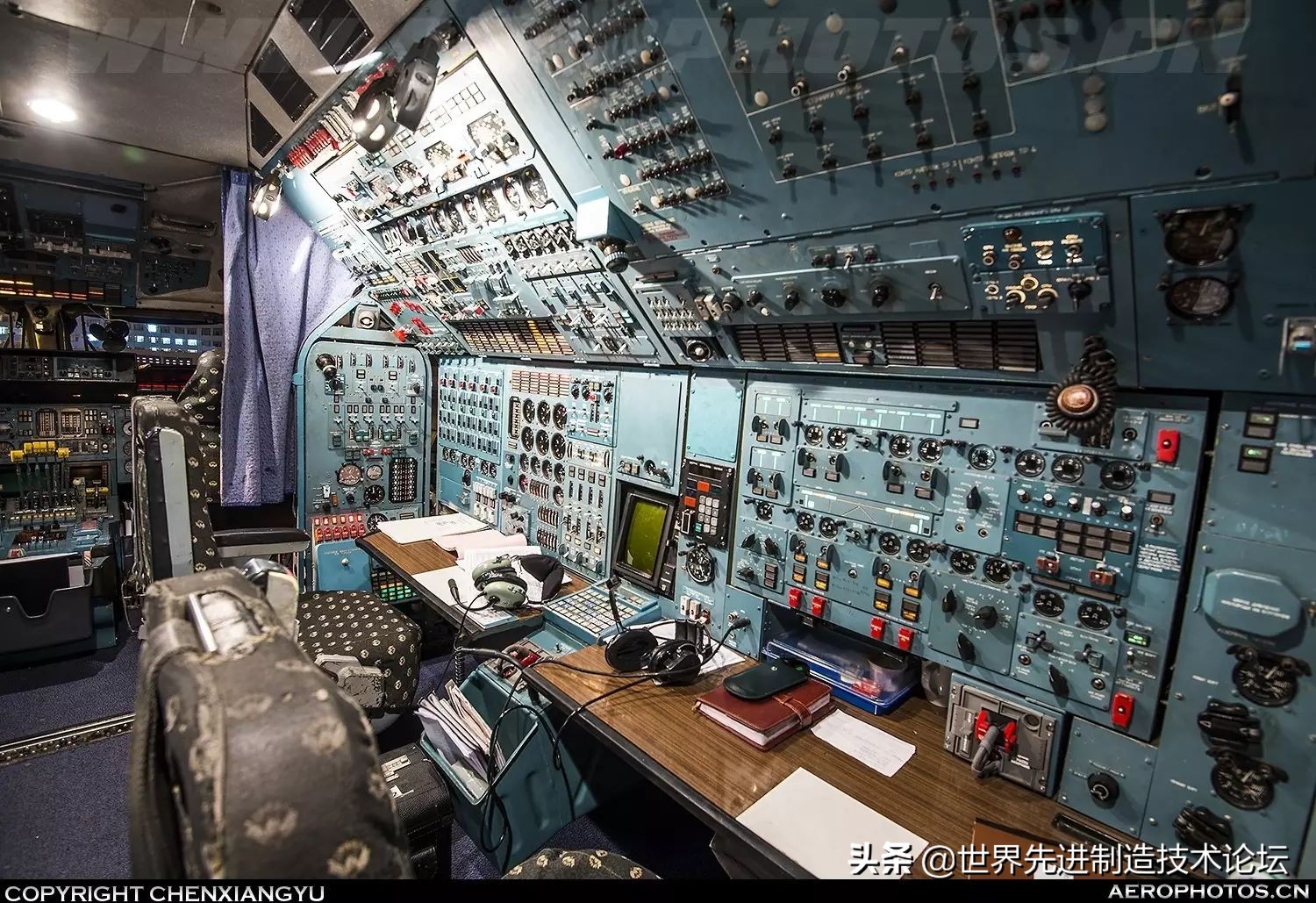 最大运输机安225是哪个国家生产的,最大运输机安225与波音747对比