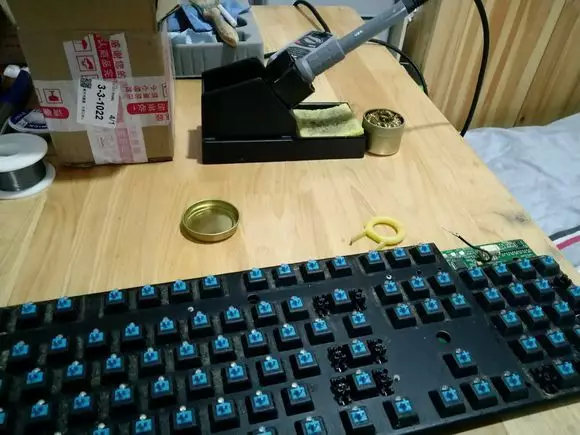 和这个贴吧比起来,虎扑男孩弱爆了