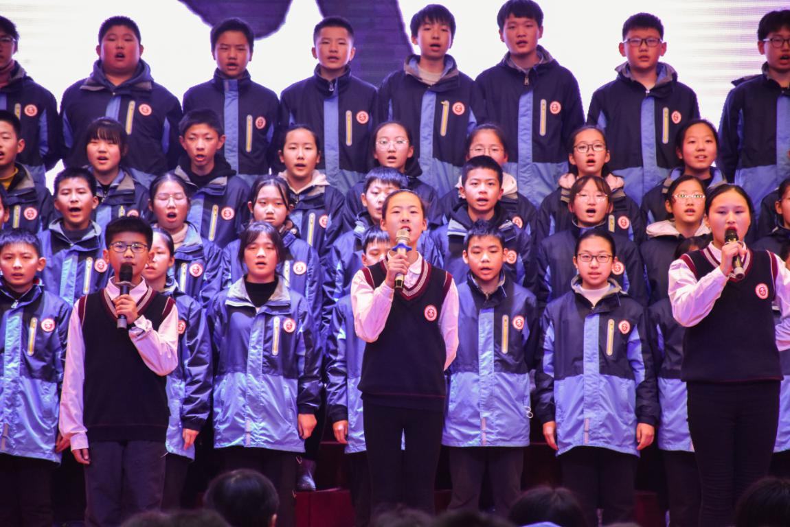 经典诵读书香满校园,镇江市经典诵读活动