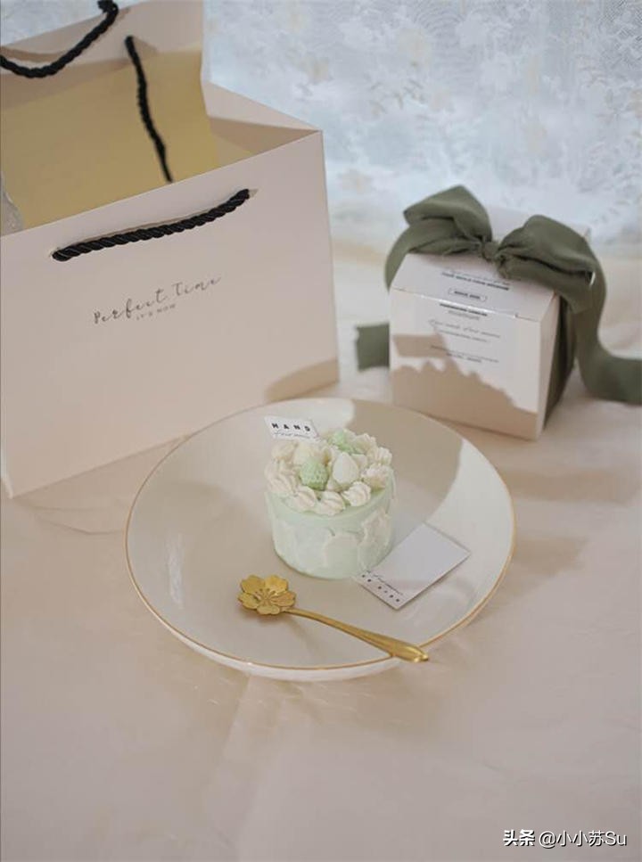 100元左右生日礼物排行榜,两千多能买到什么生日礼物