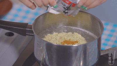 韩国网红泡面测评视频,韩国泡面测评完整版