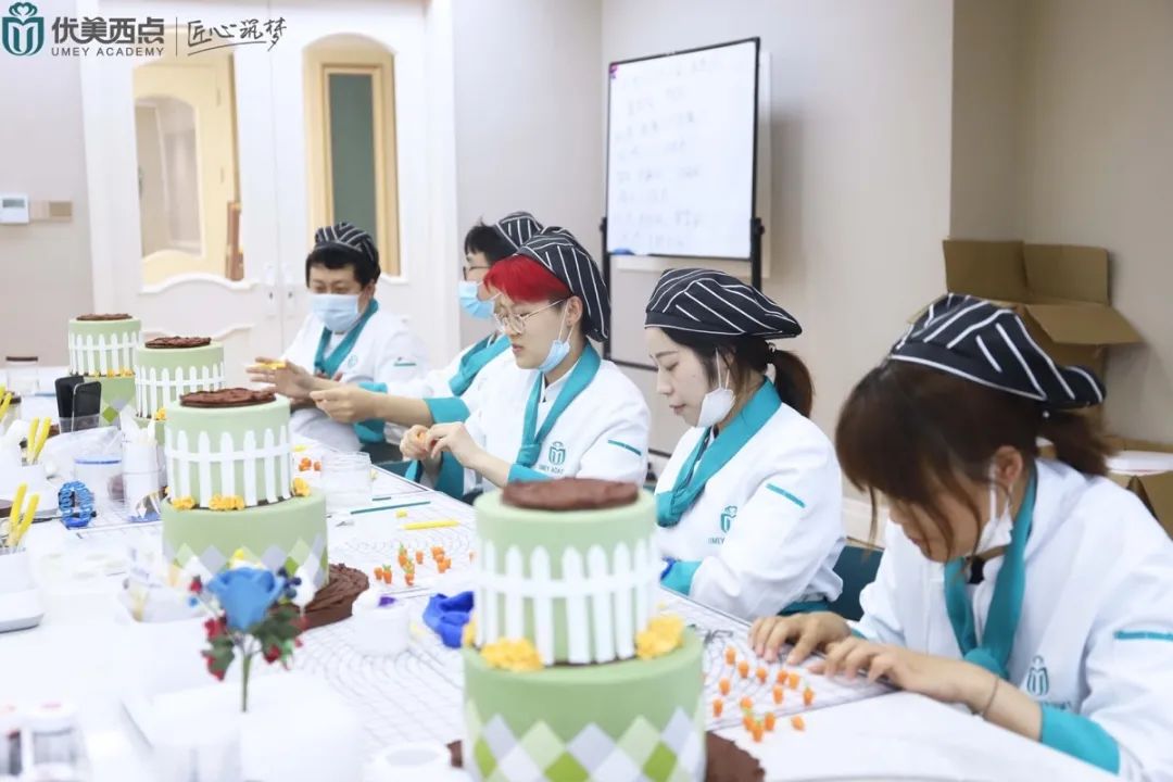 想转行学西点看你要学哪些,转行西点去哪里学最好