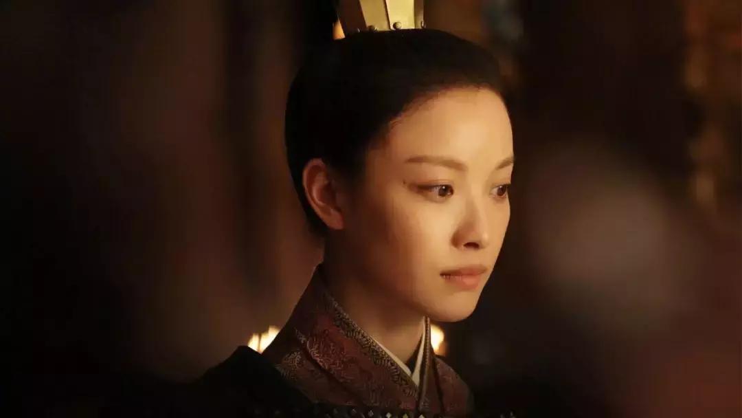 倪妮是怎么开始演戏的,刚出道就是谋女郎倪妮