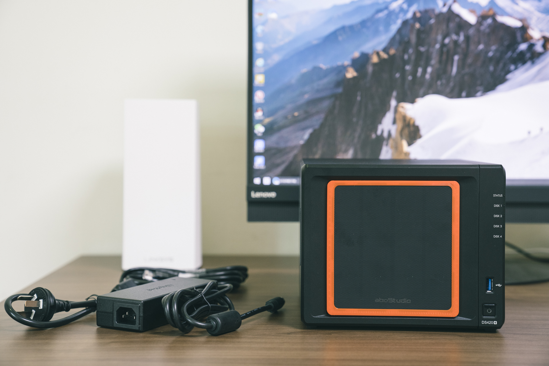 群晖4盘位nas哪个型号值得买,群晖ds220+和ds420+的区别