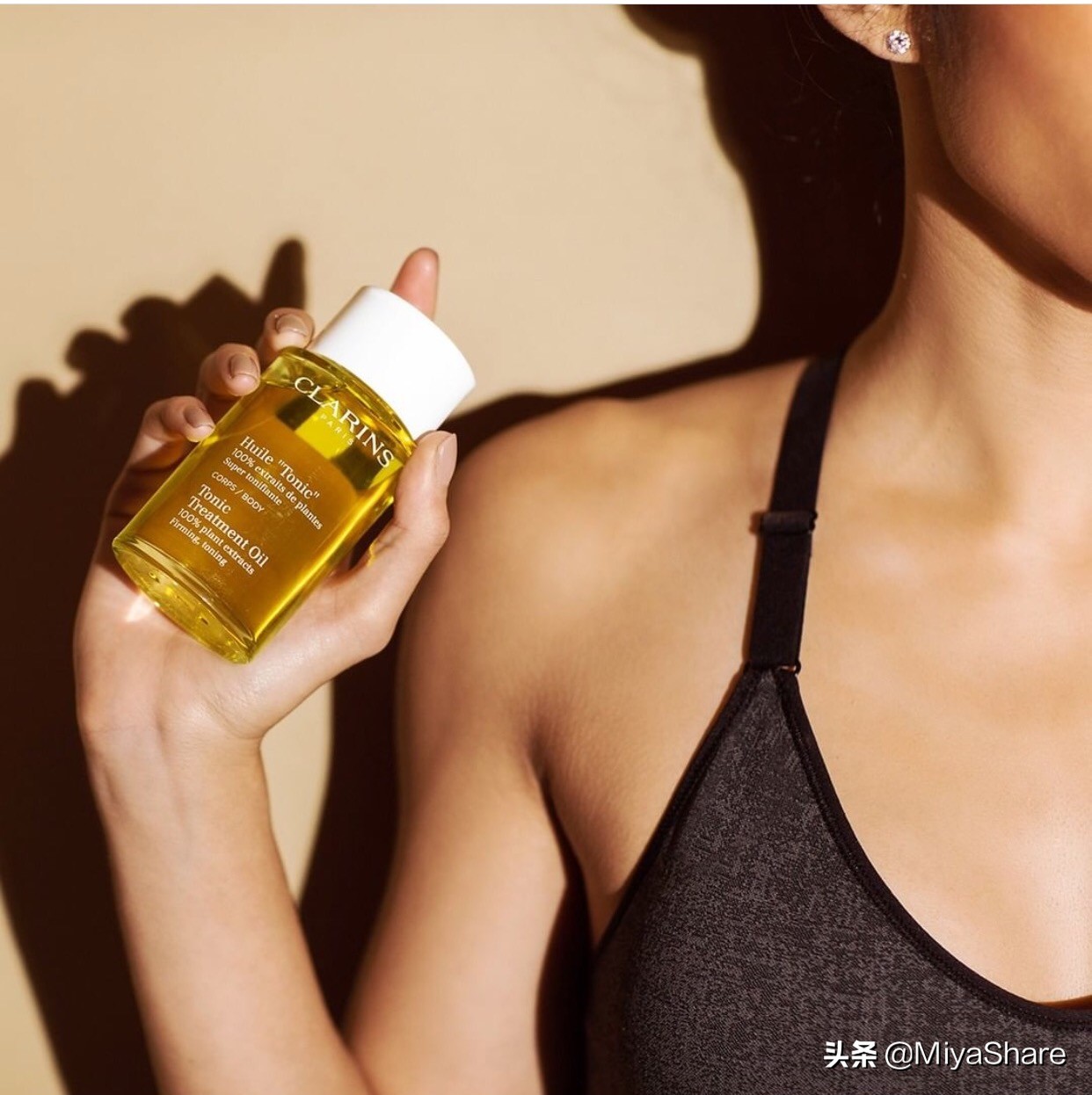 外油内干严重如何给肌肤快速补水,皮肤干怎么保持水油平衡