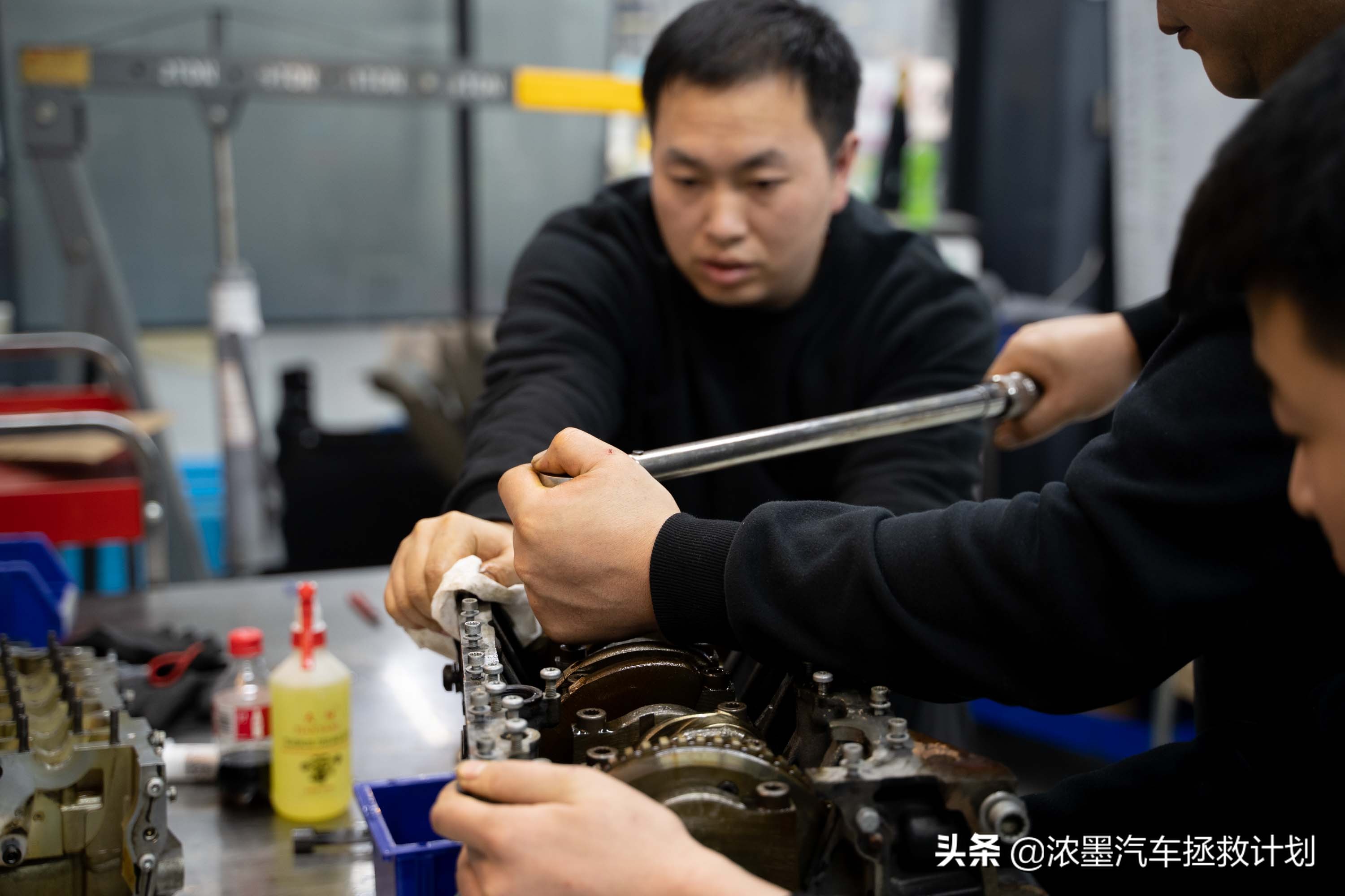 大众辉腾vr6,德系老款大众辉腾