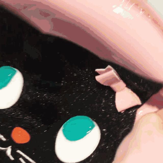 为给孩子减压，她做了全球最轻的书包，深受黄磊、姚晨等明星追捧