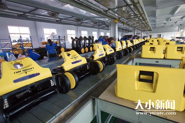 一机可替代6人工作量！“莱州工匠”15天研发新型防疫清扫车发往湖北