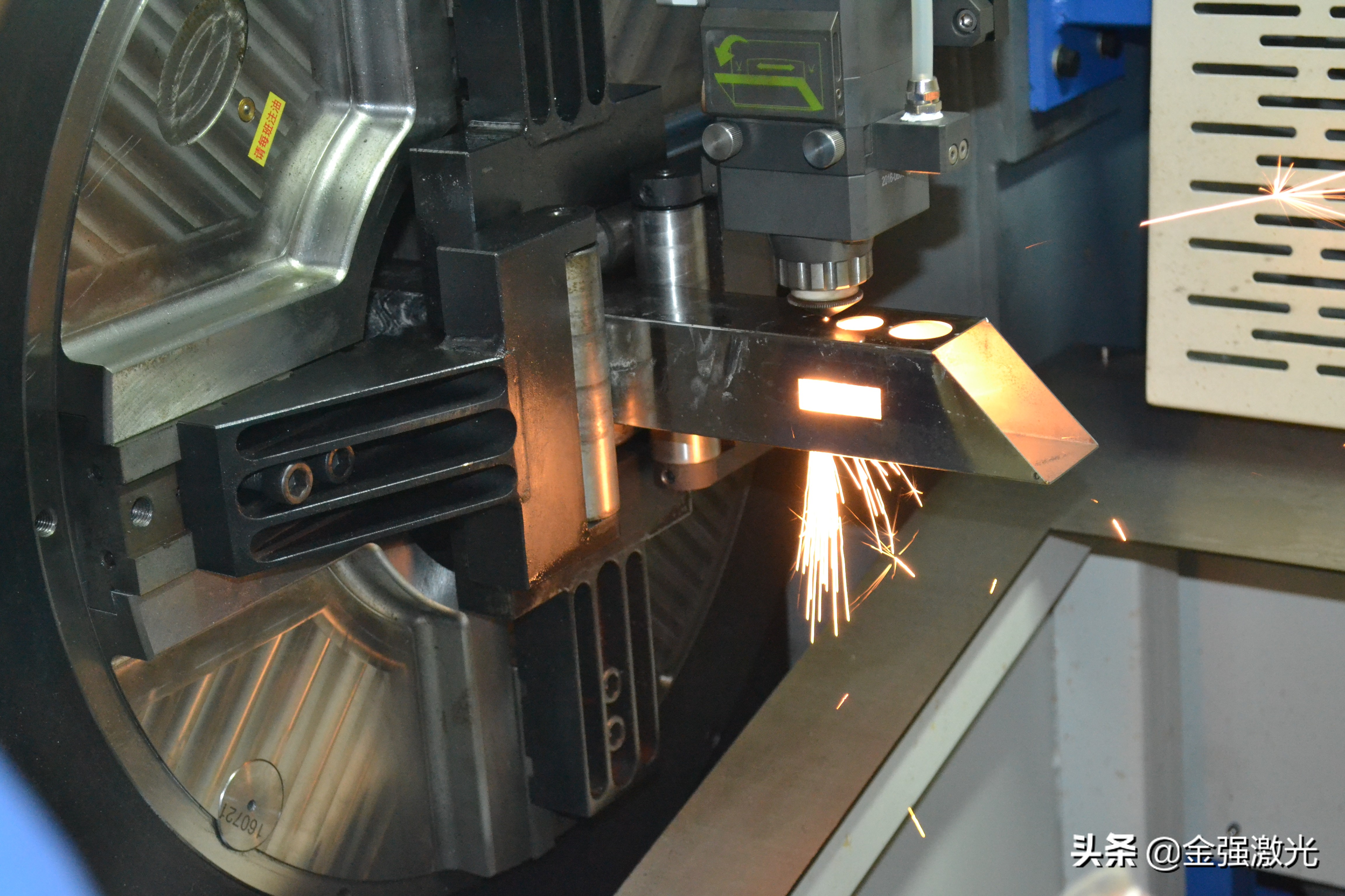 金强激光切管机多少钱一台,金强激光切割管板一体机价格