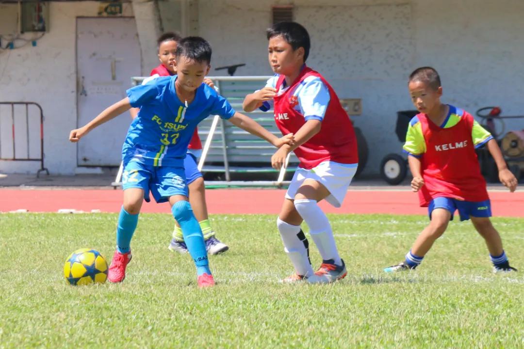 当中山、日本足球青训“激情相遇”，你更支持谁？