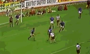 足球史上十大金球奖,历史最佳阵容足球盖德穆勒落选